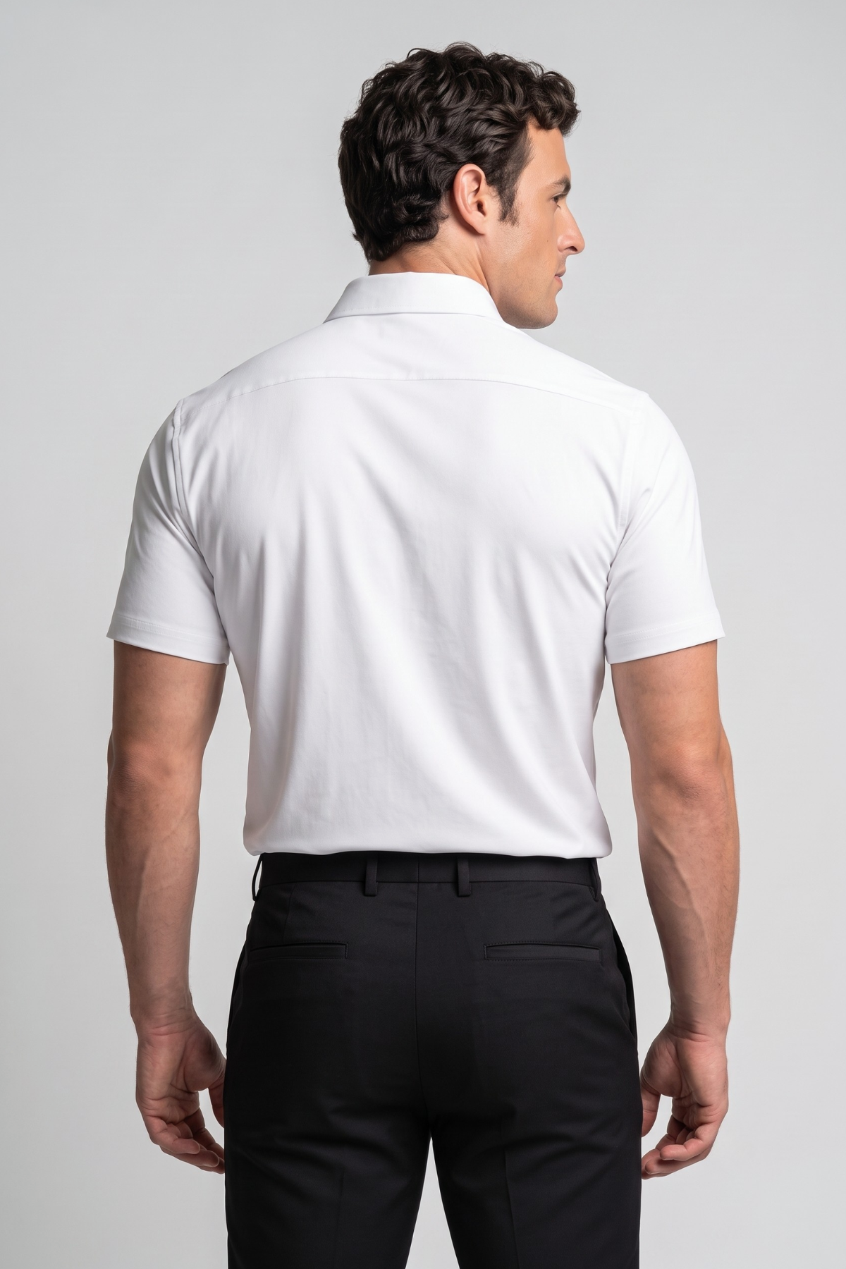 THE SIGNATURE SHORT-SLEEVE SHIRT